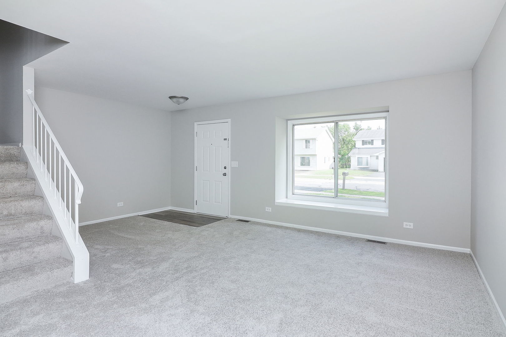 1325 Haverhill Circle, Naperville, IL 60563