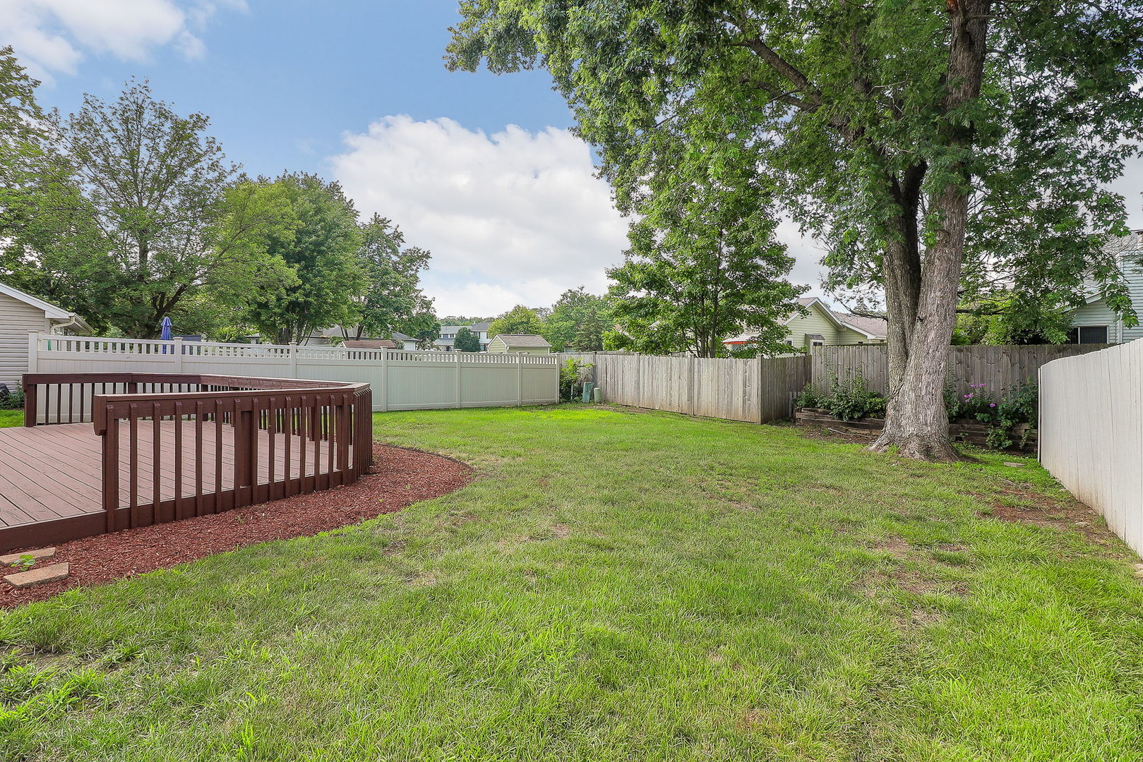 1325 Haverhill Circle, Naperville, IL 60563