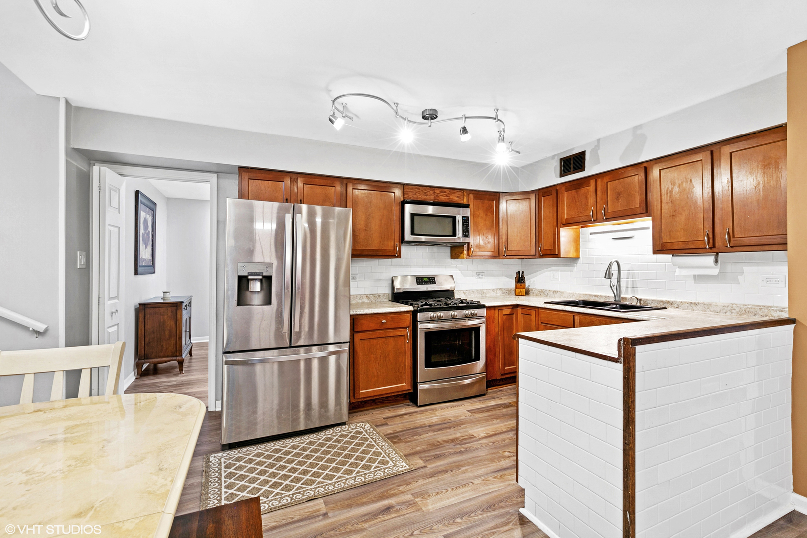 17124 Langley Avenue, South Holland, IL 60473
