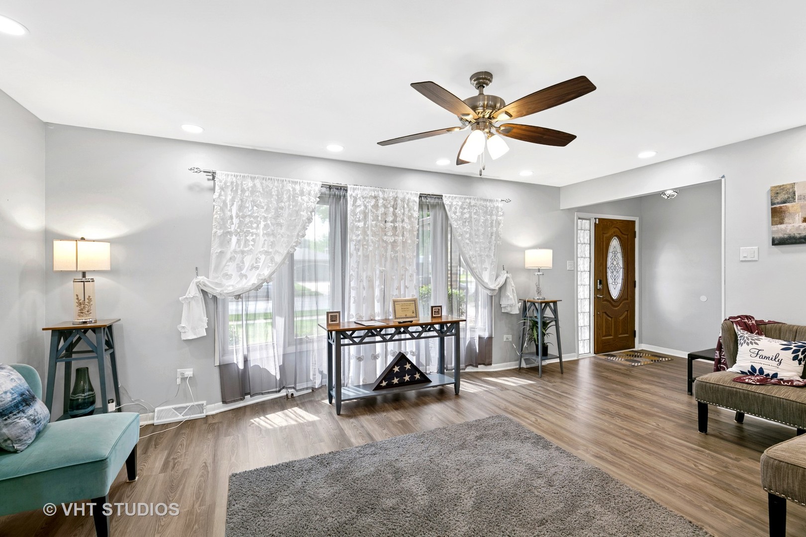 17124 Langley Avenue, South Holland, IL 60473