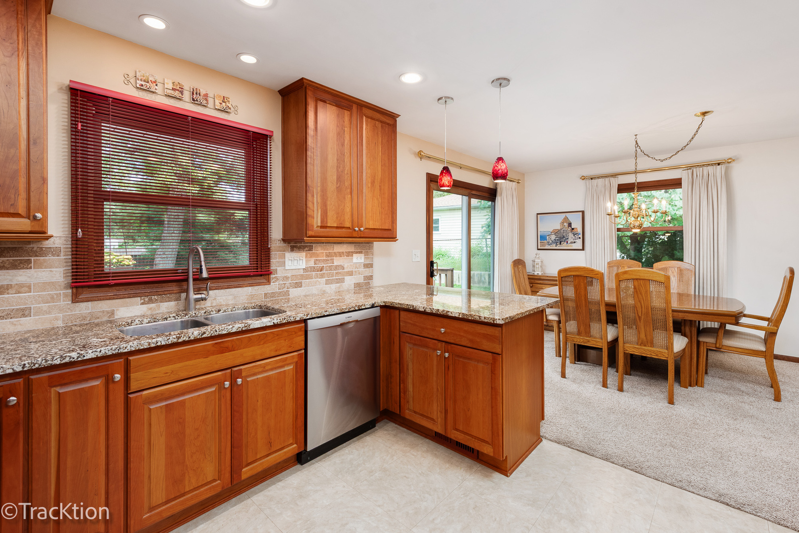 138 W Chicago Avenue, Westmont, IL 60559