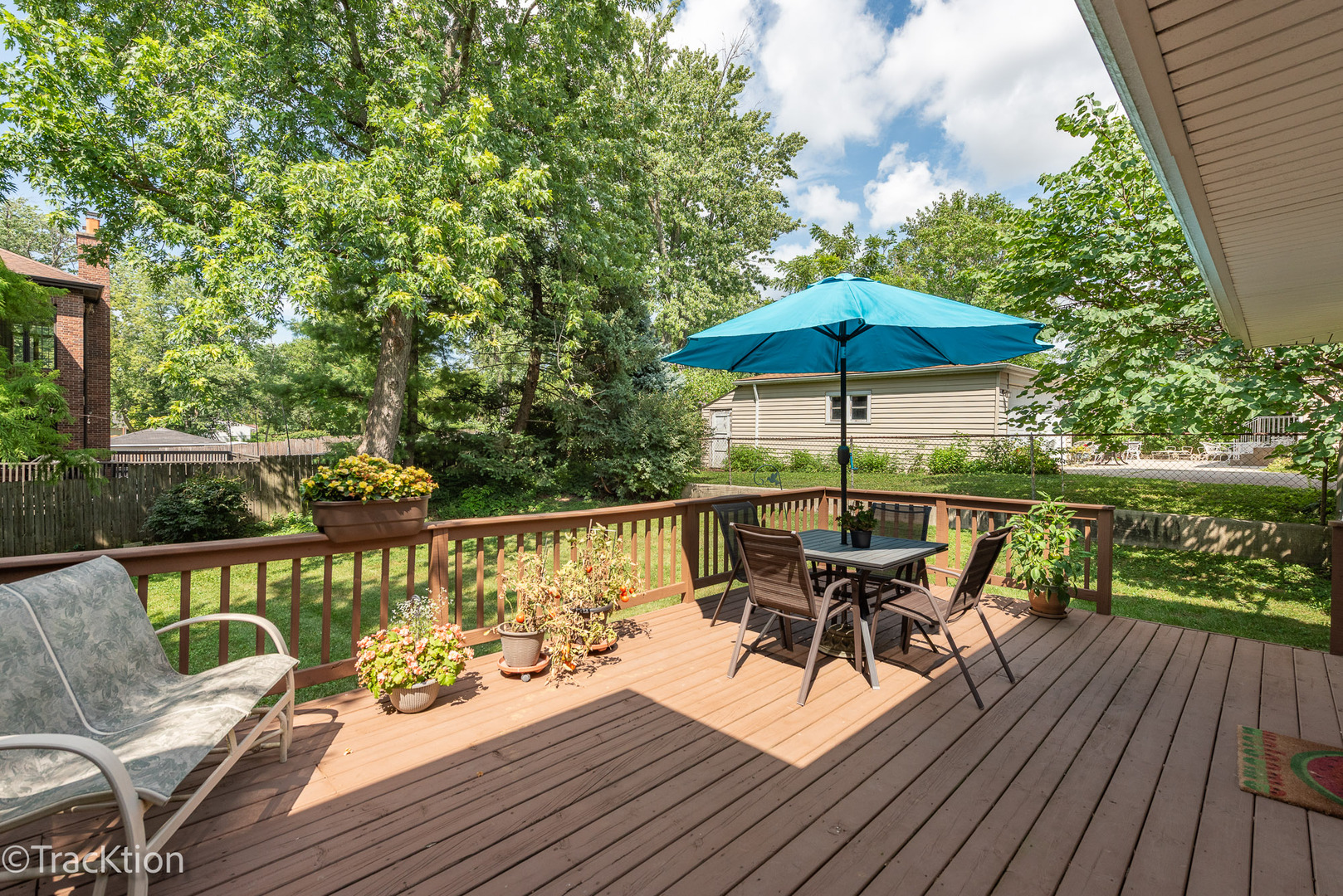 138 W Chicago Avenue, Westmont, IL 60559