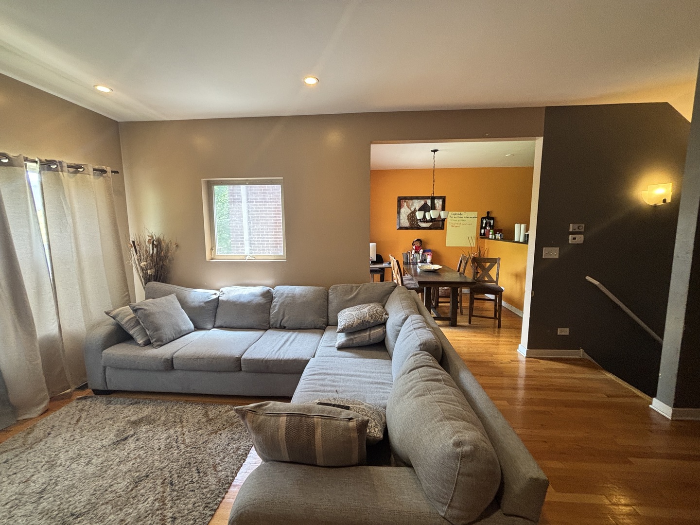 4115 S Maryland Avenue, Chicago, IL 60638