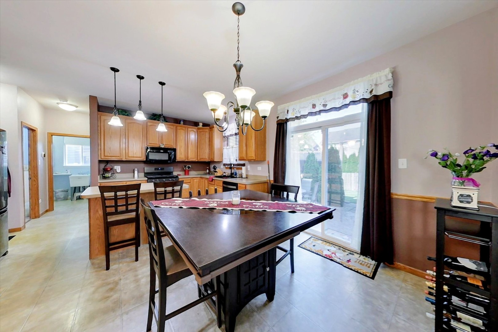 1612 Whisper Glen Drive, Plainfield, IL 60586
