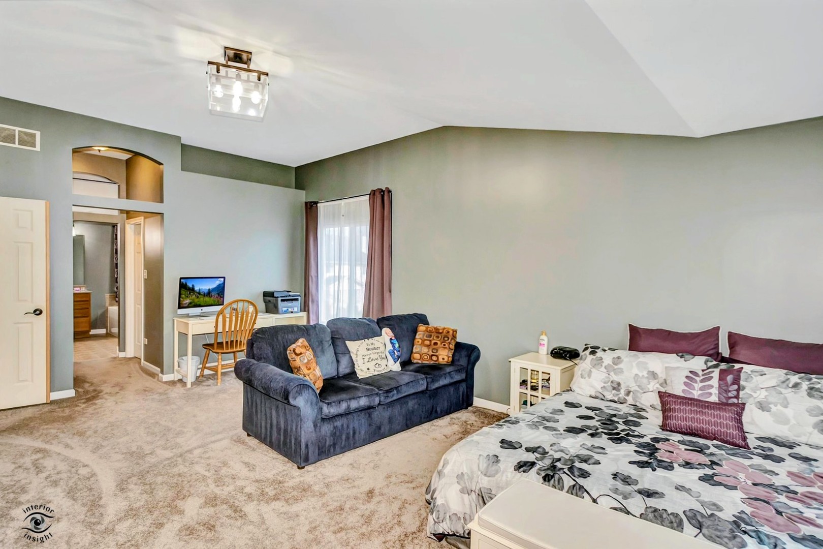 1612 Whisper Glen Drive, Plainfield, IL 60586