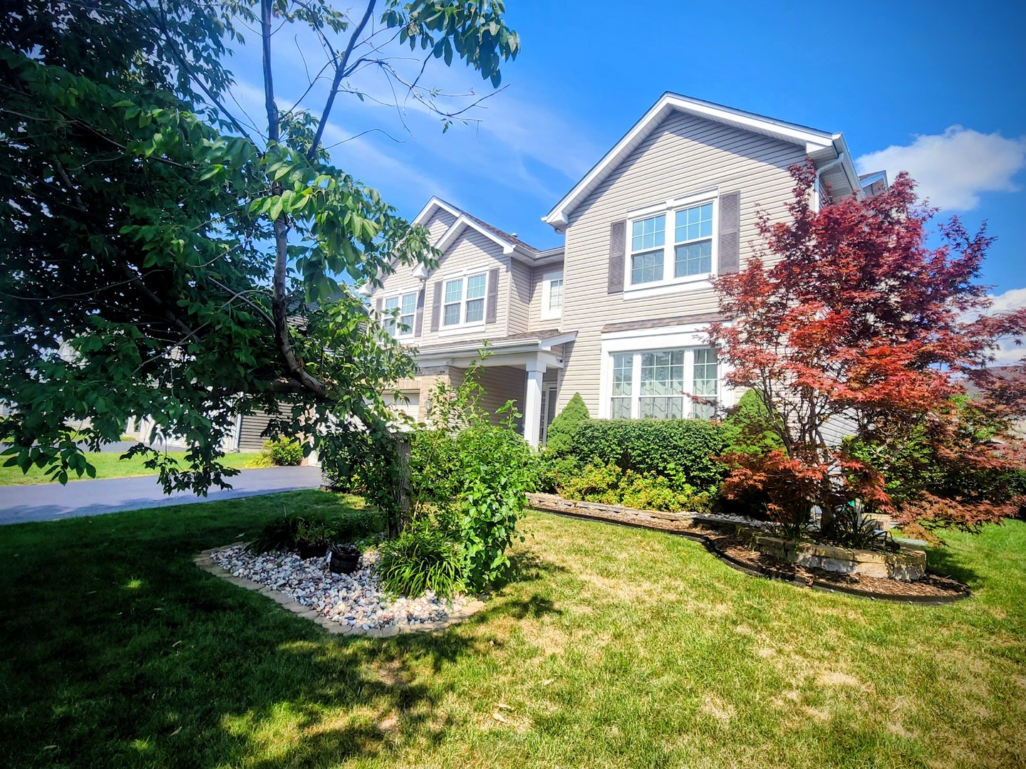 1612 Whisper Glen Drive, Plainfield, IL 60586