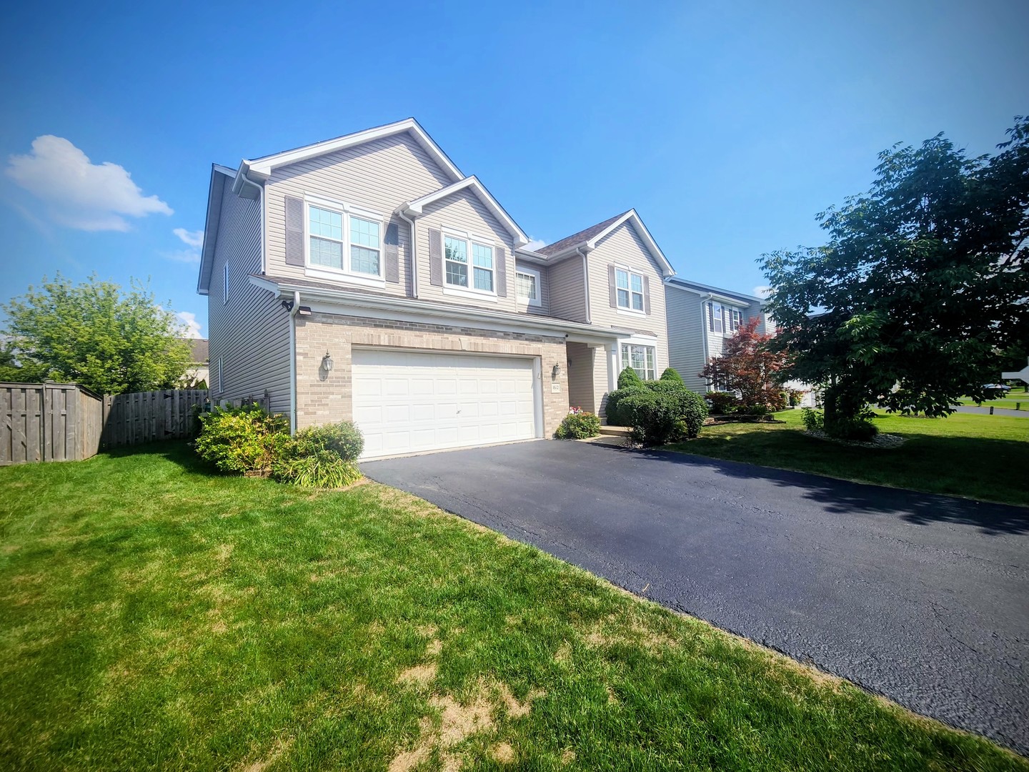 1612 Whisper Glen Drive, Plainfield, IL 60586