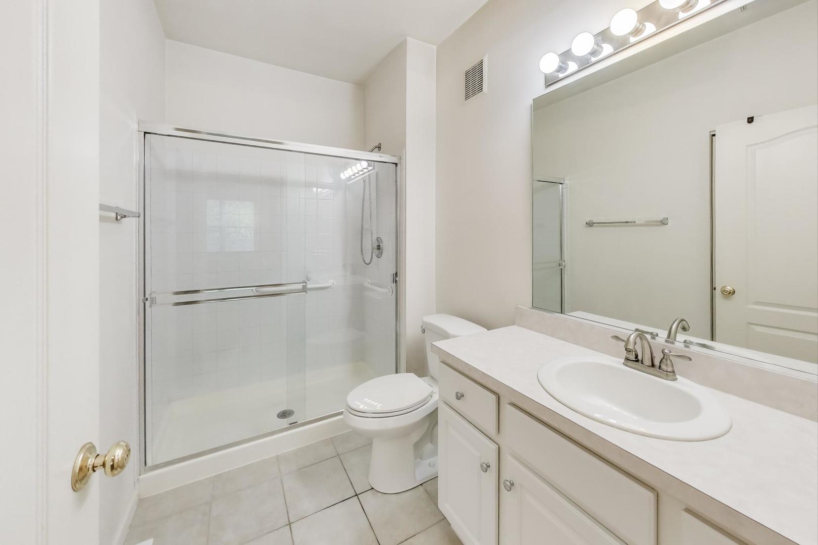 1316 BROOKDALE Drive #1316, Carpentersville, IL 60110