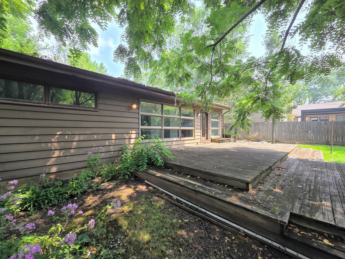 773 Lomond Drive, Mundelein, IL 60060