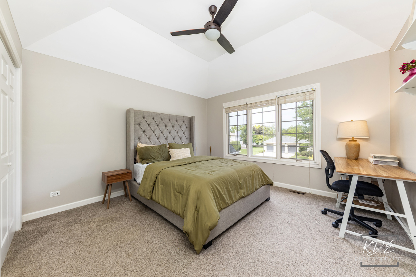 2247 PALMER Circle, Naperville, IL 60564