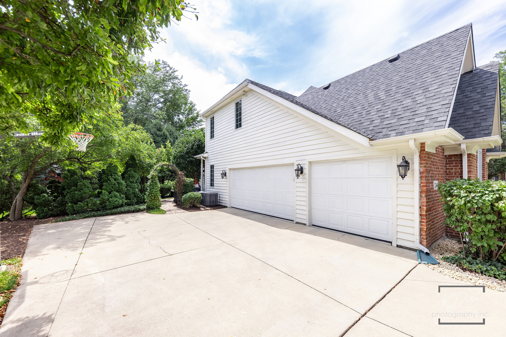 2247 PALMER Circle, Naperville, IL 60564