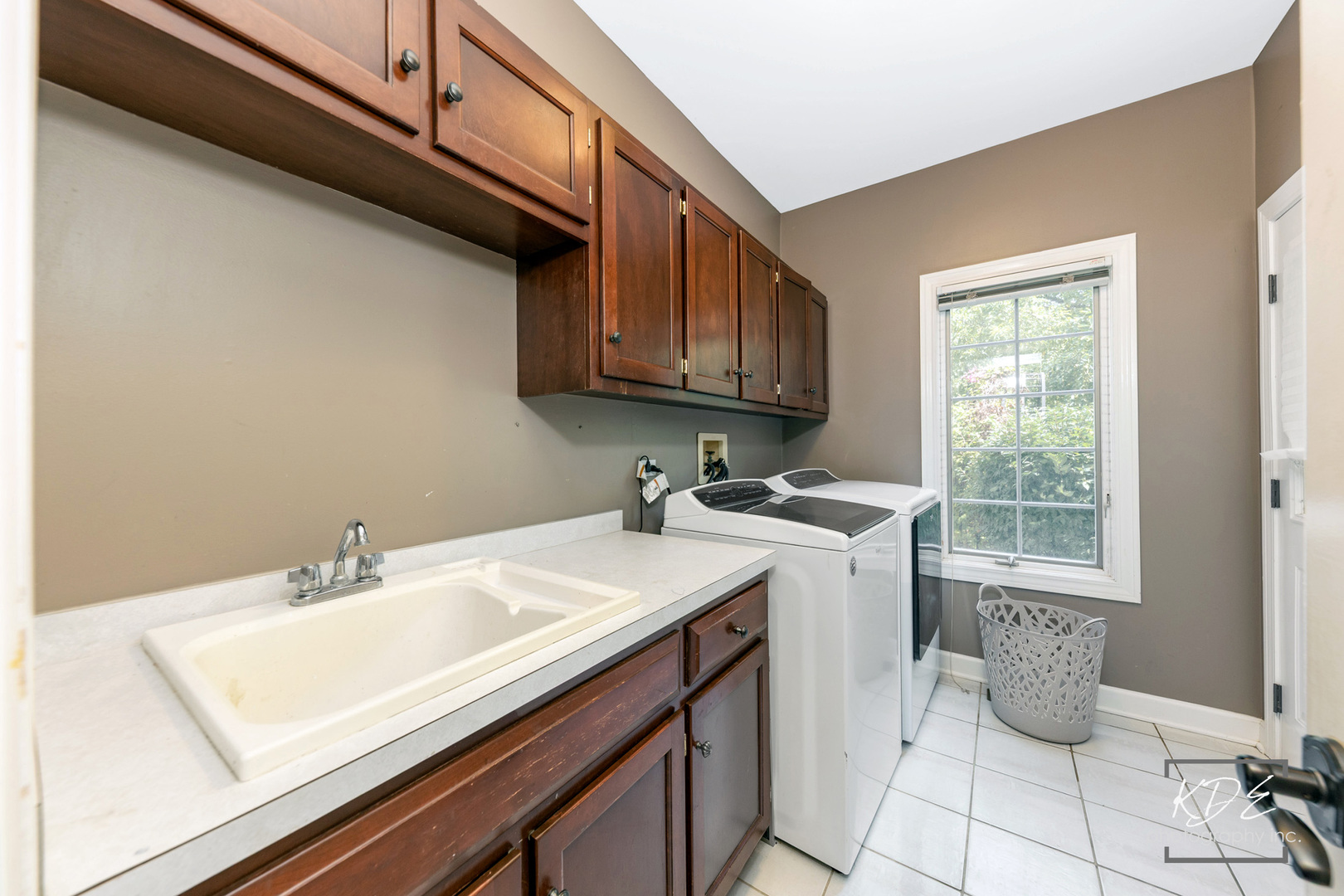 2247 PALMER Circle, Naperville, IL 60564