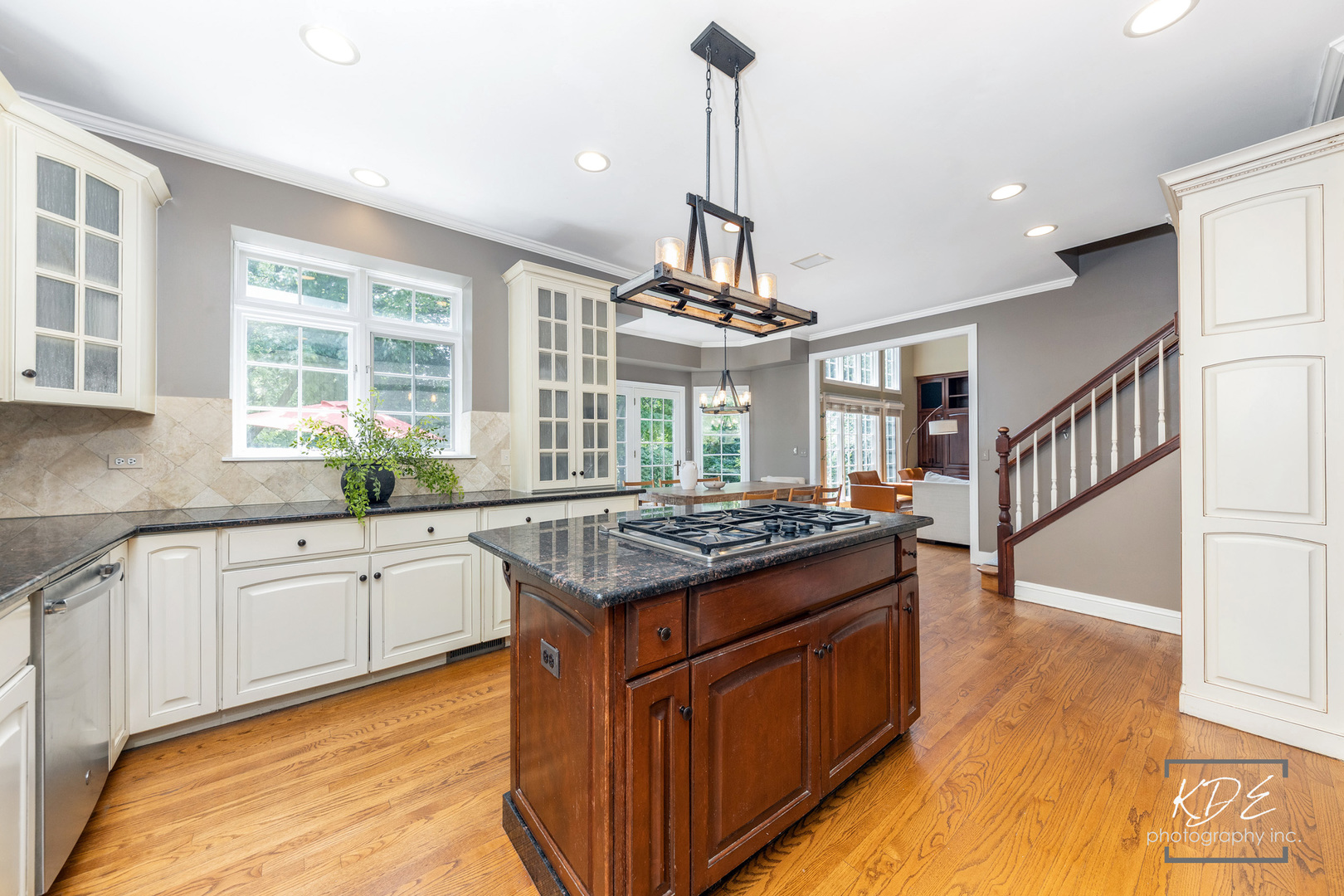 2247 PALMER Circle, Naperville, IL 60564