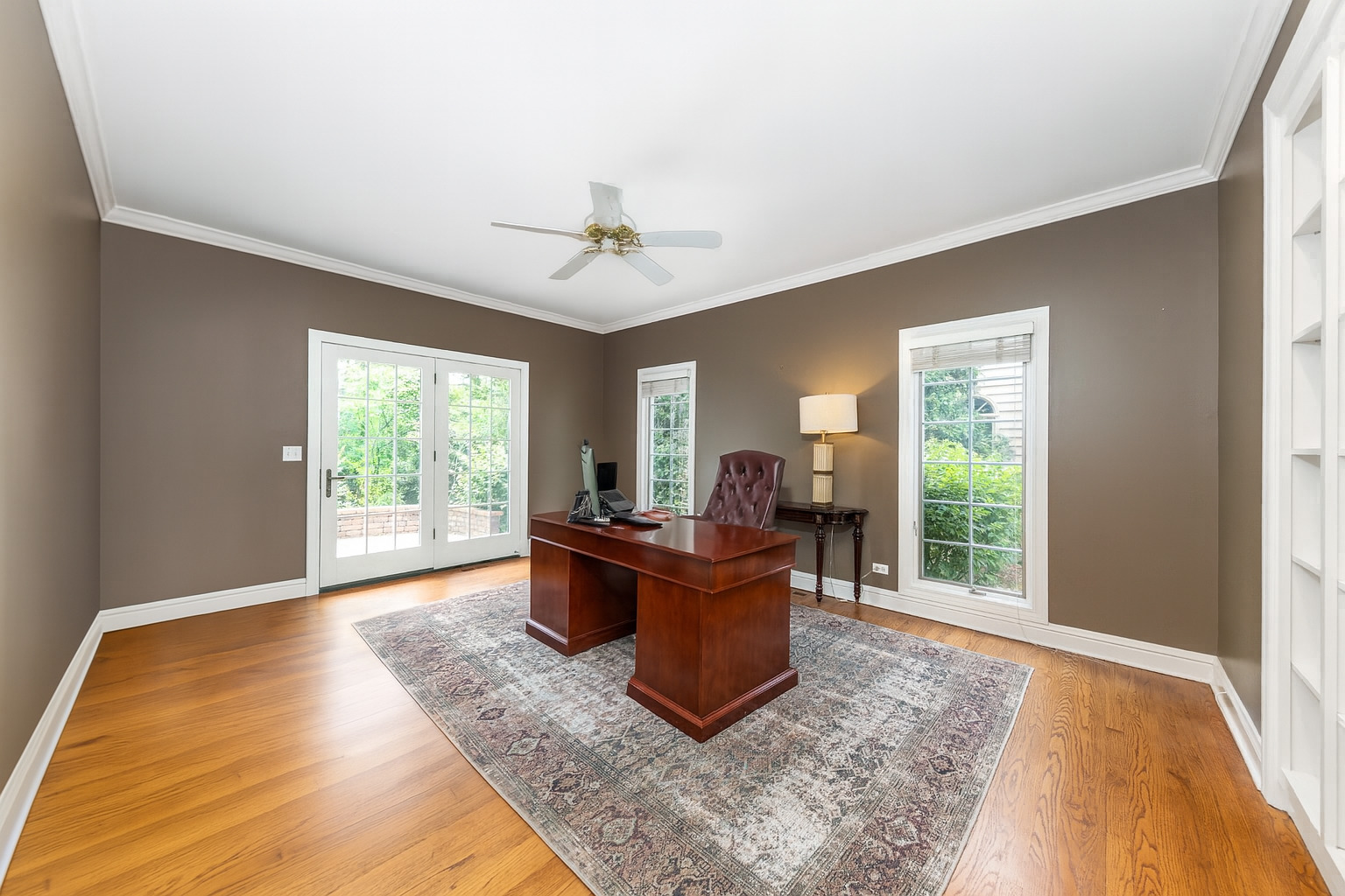 2247 PALMER Circle, Naperville, IL 60564