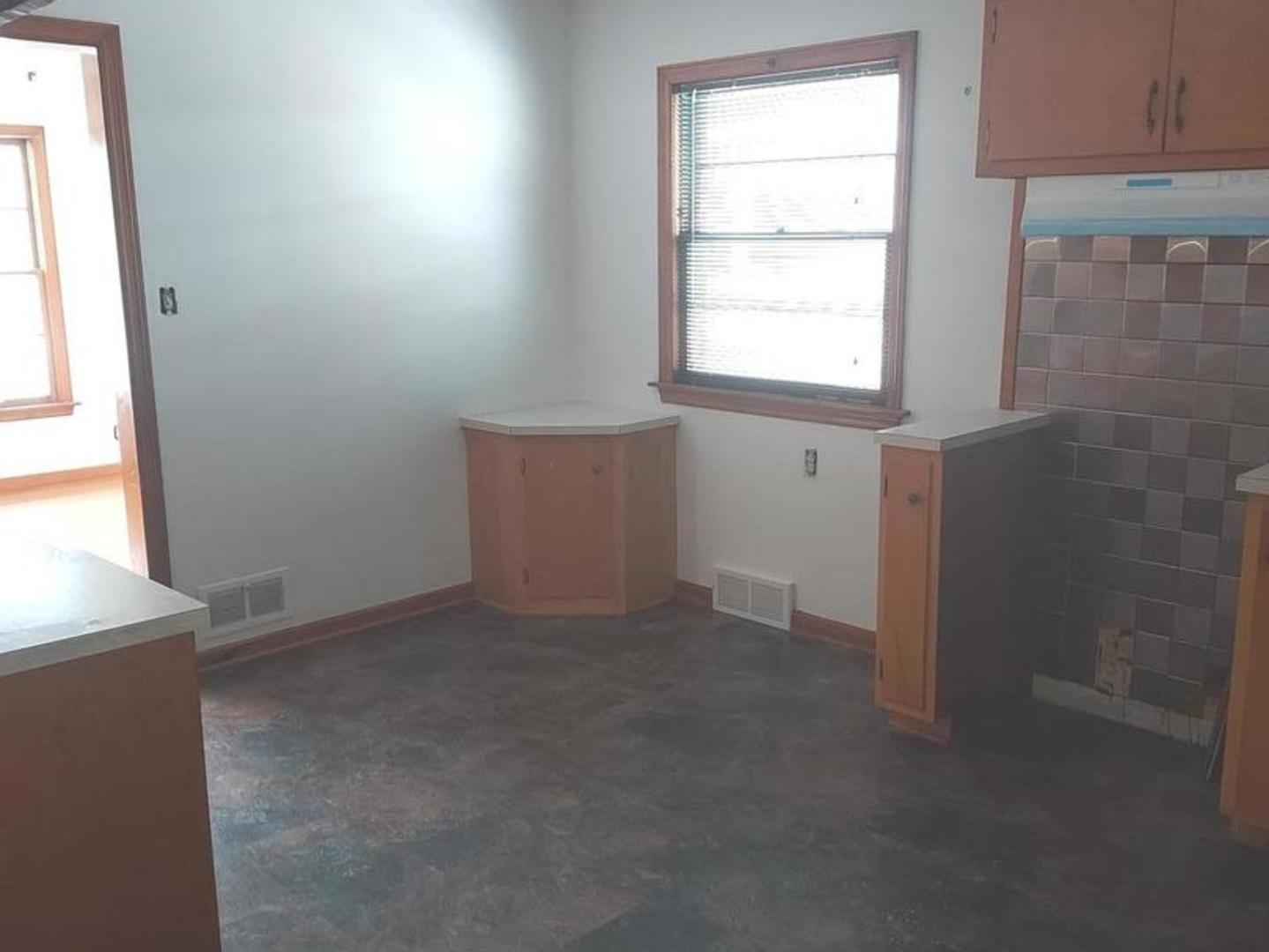580 Hirsch Avenue, Calumet City, IL 60409
