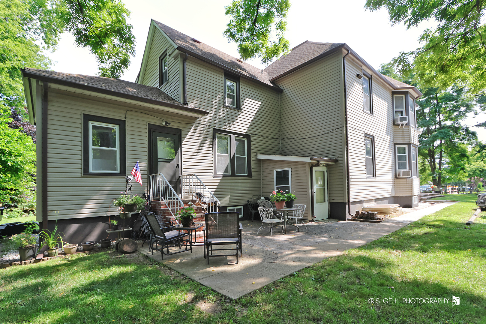 38878 N Sheridan Road, Beach Park, IL 60099