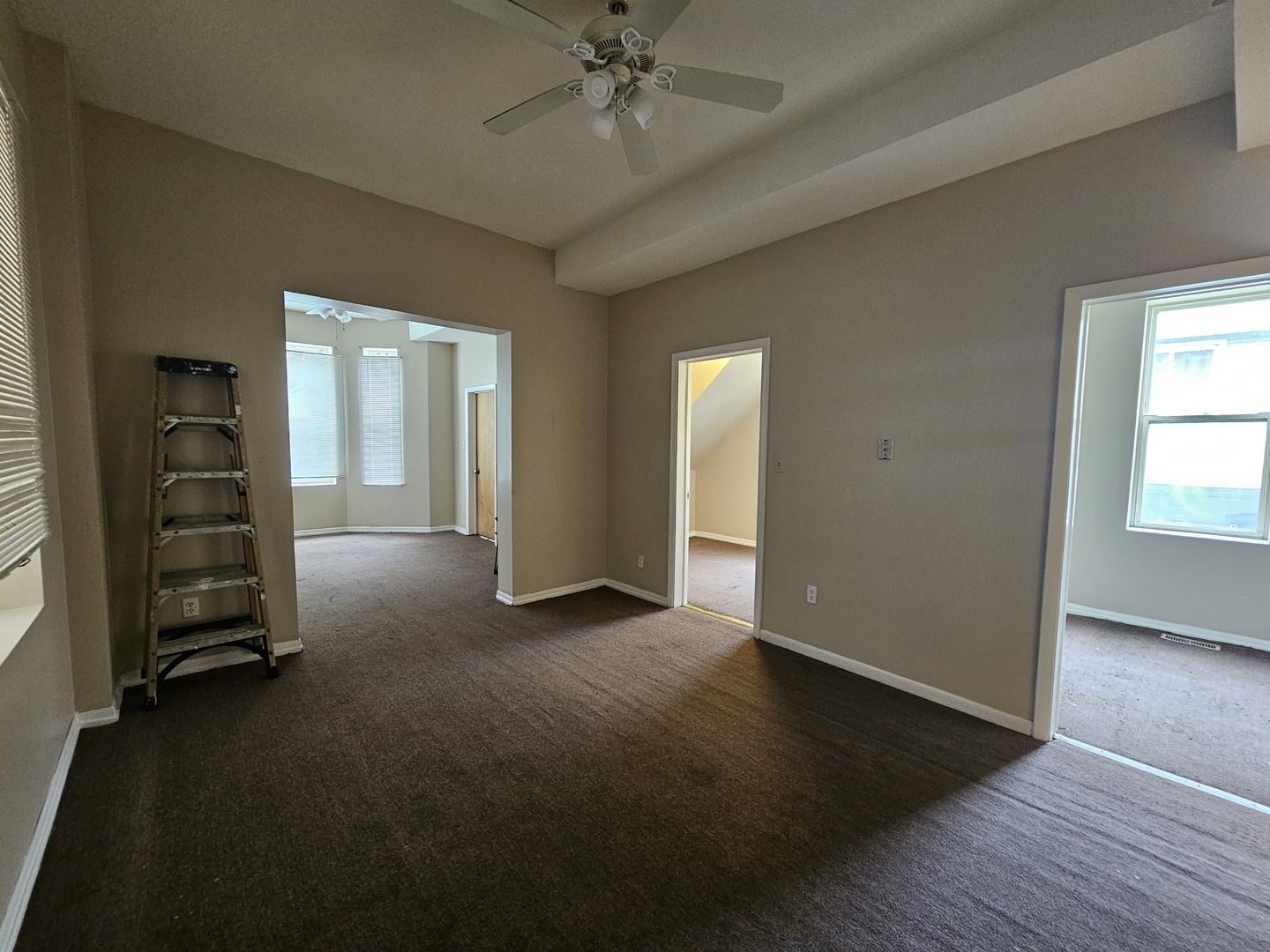 8813 S Buffalo Avenue, Chicago, IL 60617