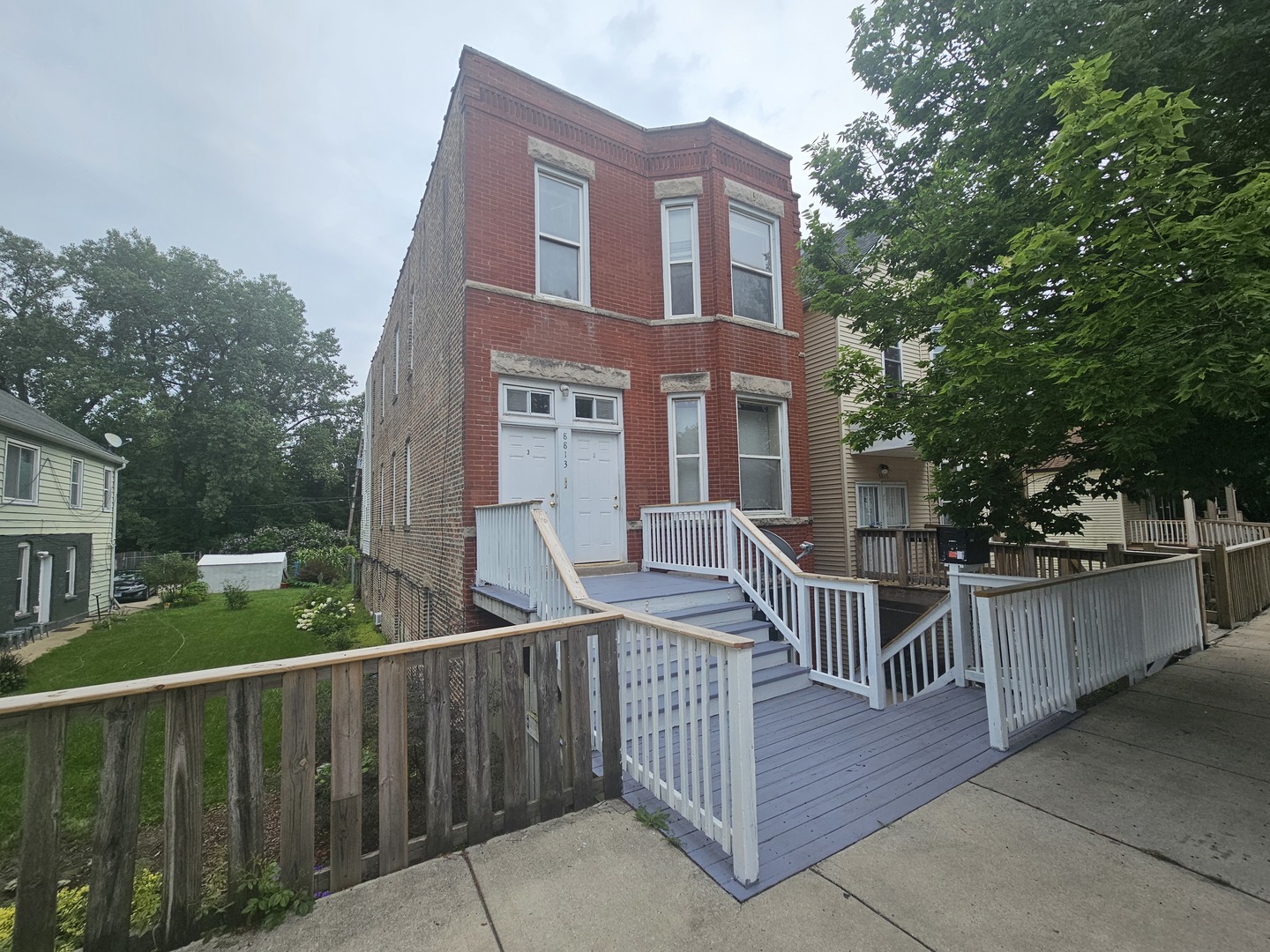 8813 S Buffalo Avenue, Chicago, IL 60617