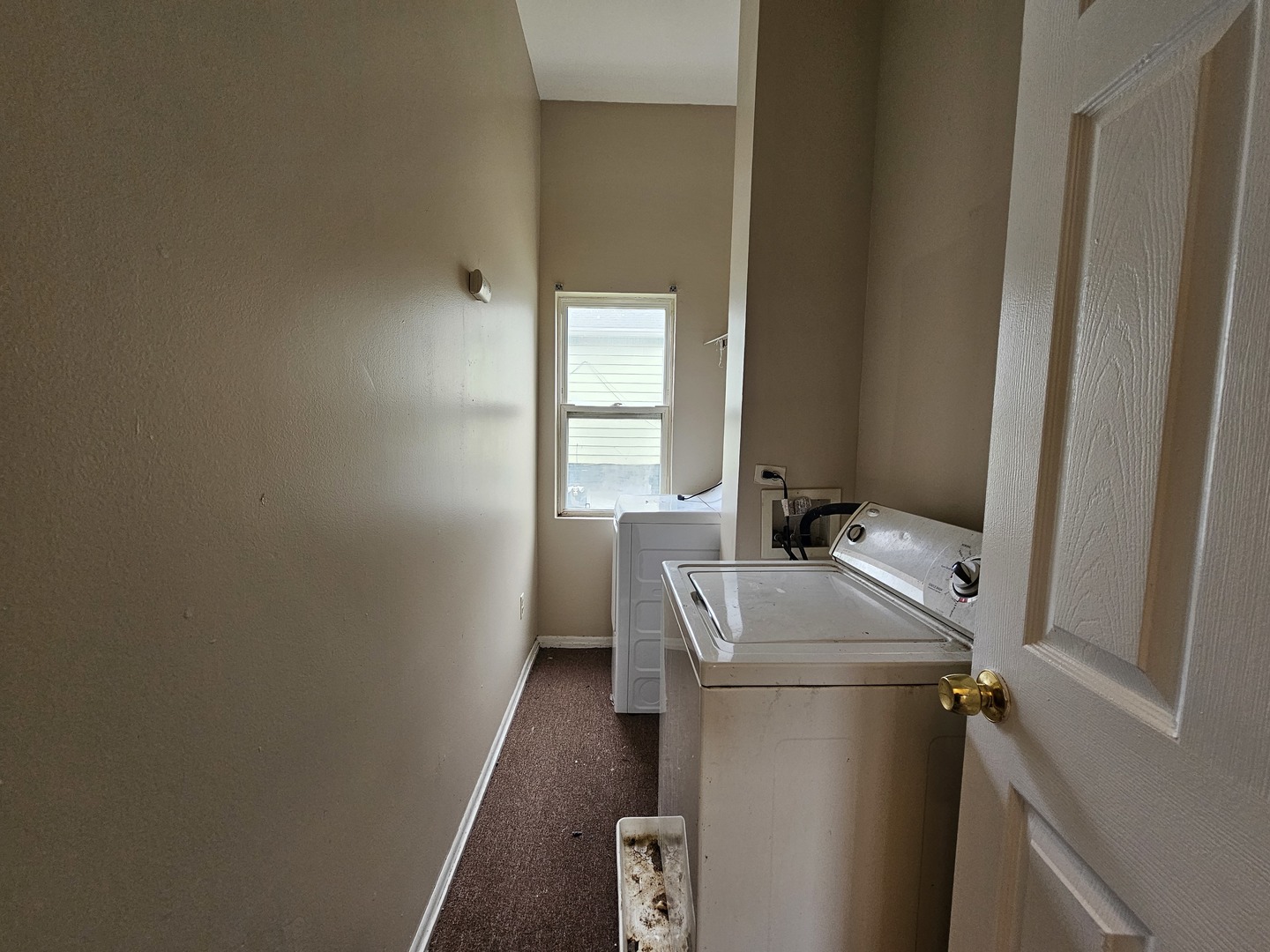 8813 S Buffalo Avenue, Chicago, IL 60617