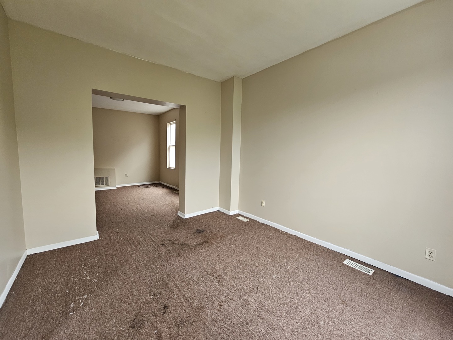 8813 S Buffalo Avenue, Chicago, IL 60617