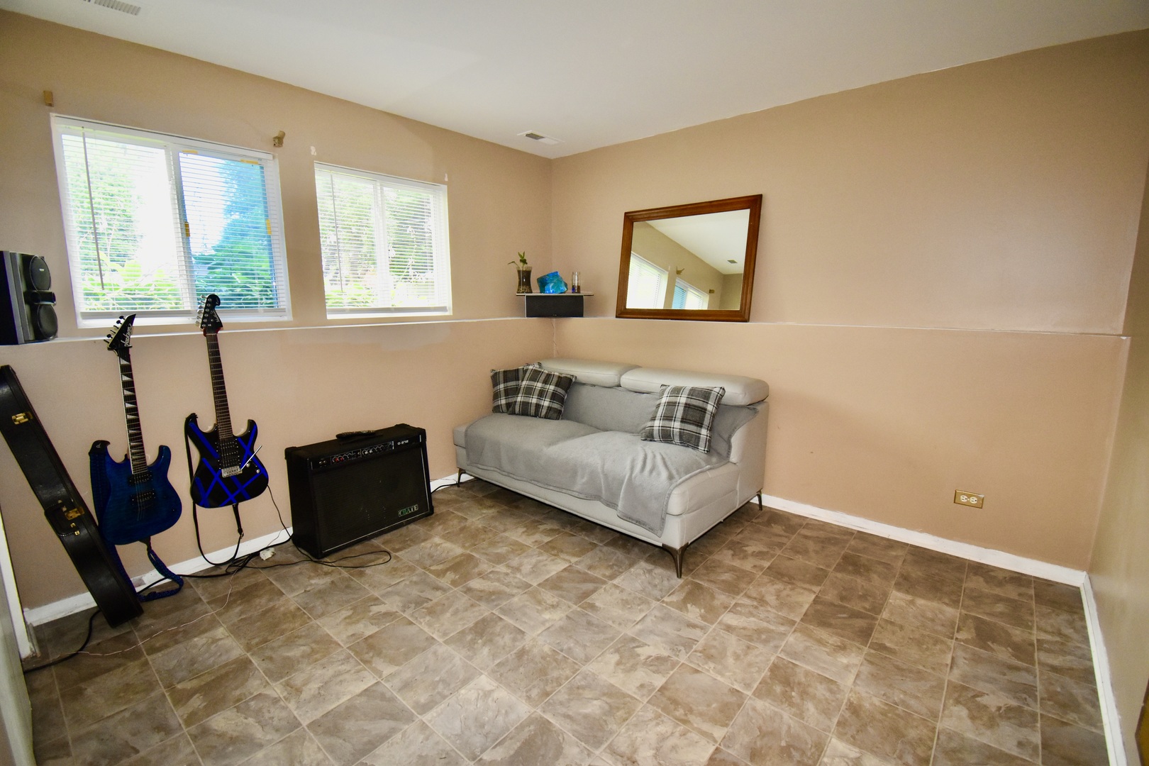 10029 W Howard Street, Beach Park, IL 60087