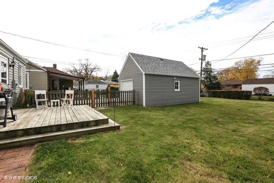 1134 Webster Lane, Des Plaines, IL 60016
