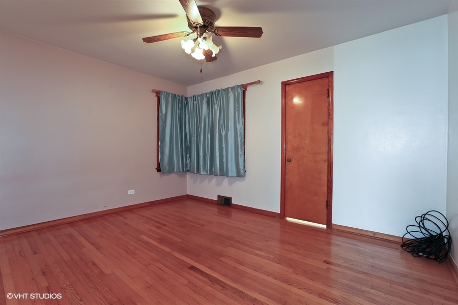 1134 Webster Lane, Des Plaines, IL 60016