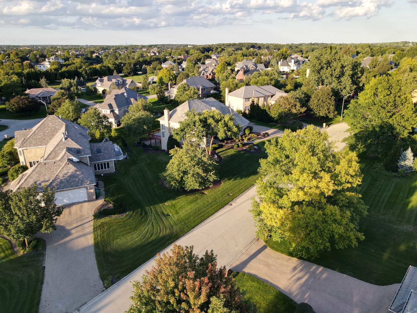 15220 Arbor Drive, Orland Park, IL 60467