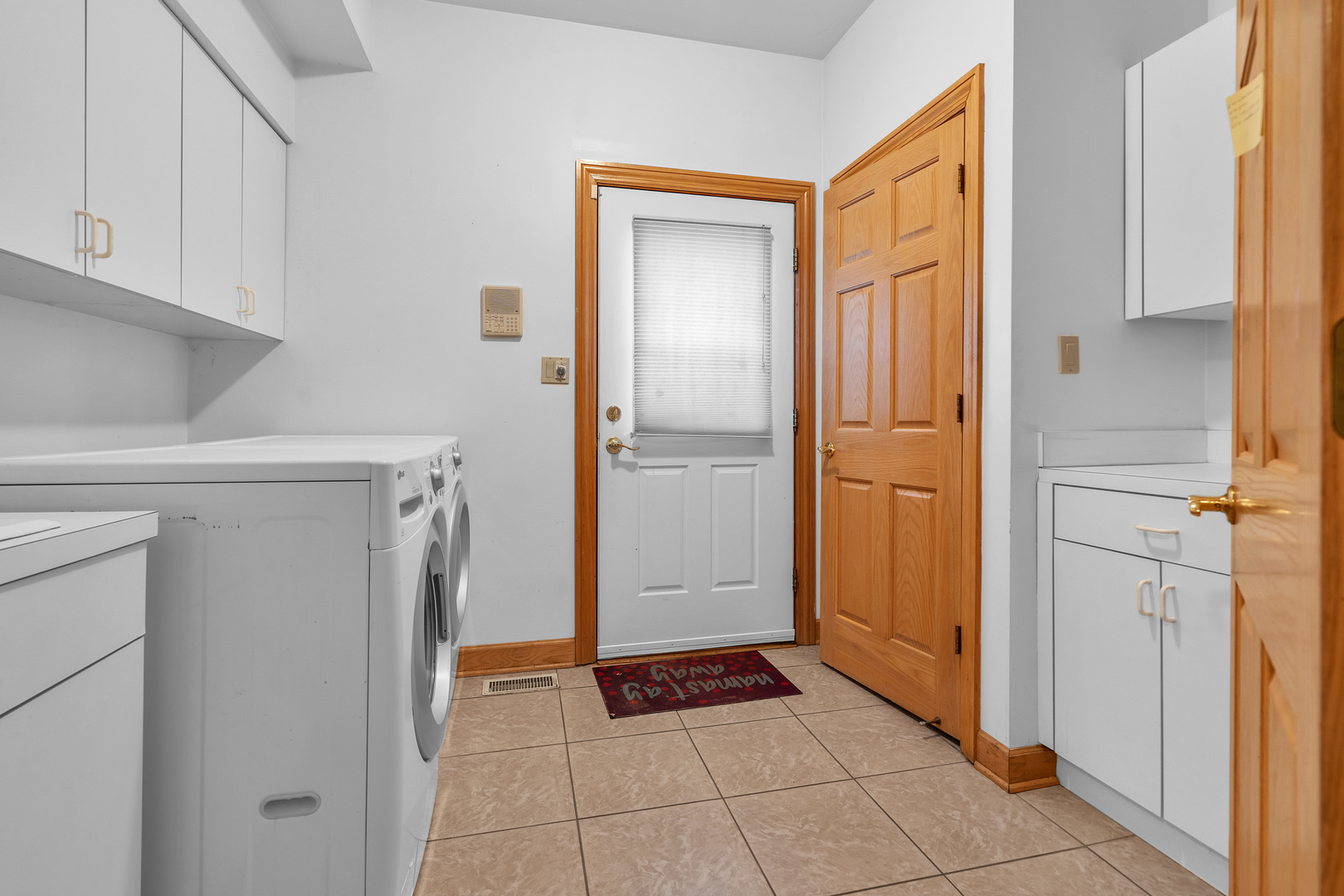 15220 Arbor Drive, Orland Park, IL 60467