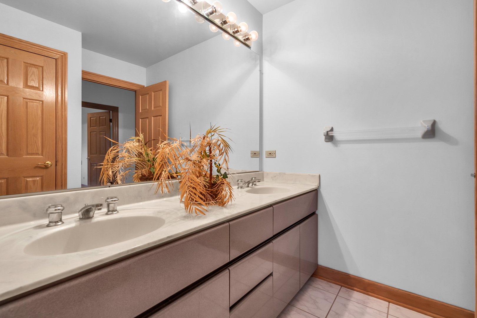 15220 Arbor Drive, Orland Park, IL 60467