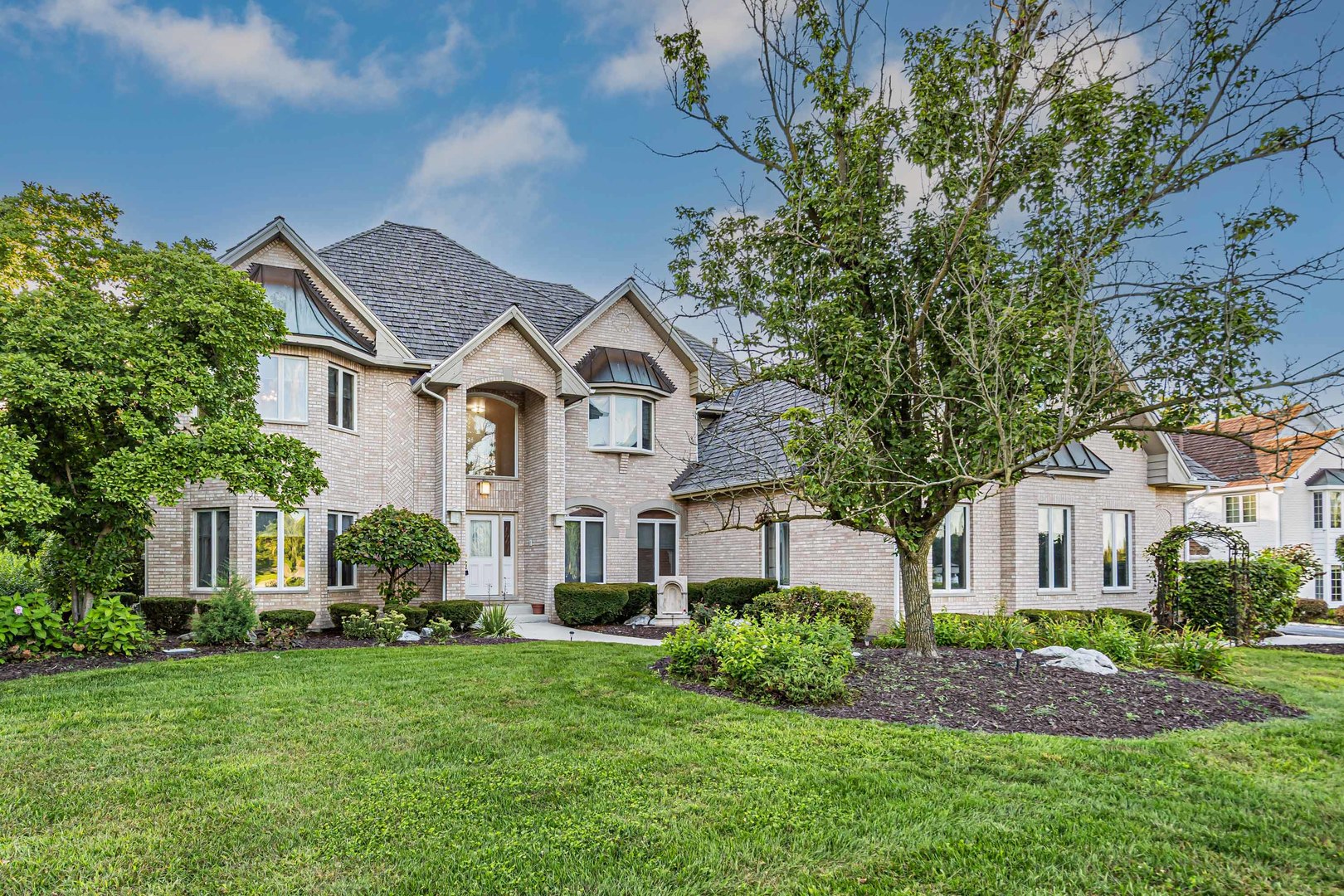 15220 Arbor Drive, Orland Park, IL 60467