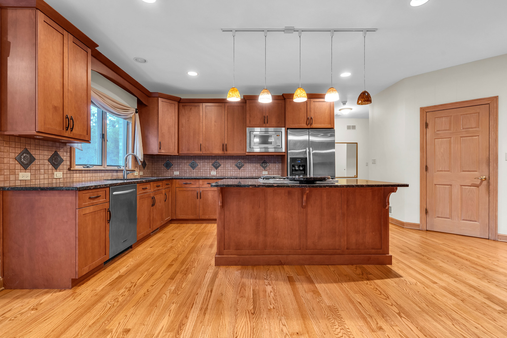 15220 Arbor Drive, Orland Park, IL 60467