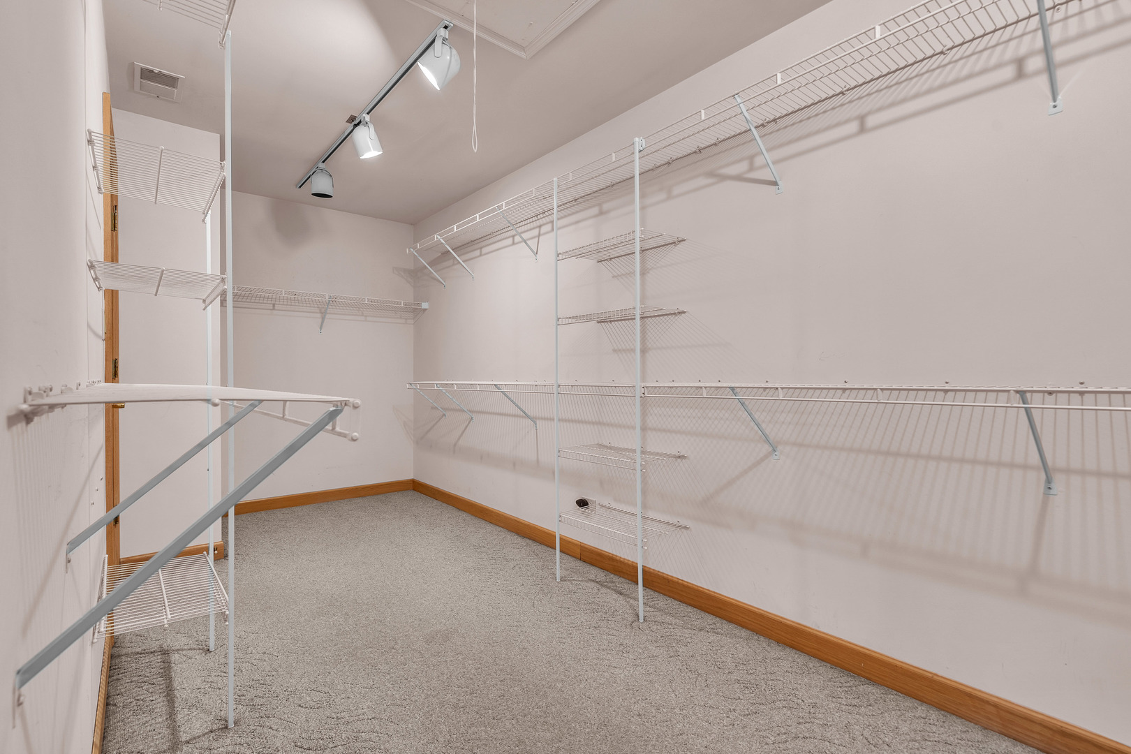 15220 Arbor Drive, Orland Park, IL 60467