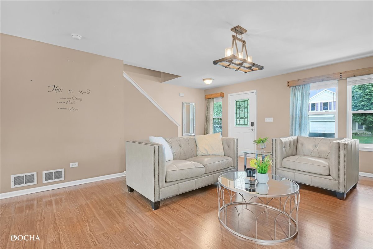 1757 Stonegate Drive, Montgomery, IL 60538