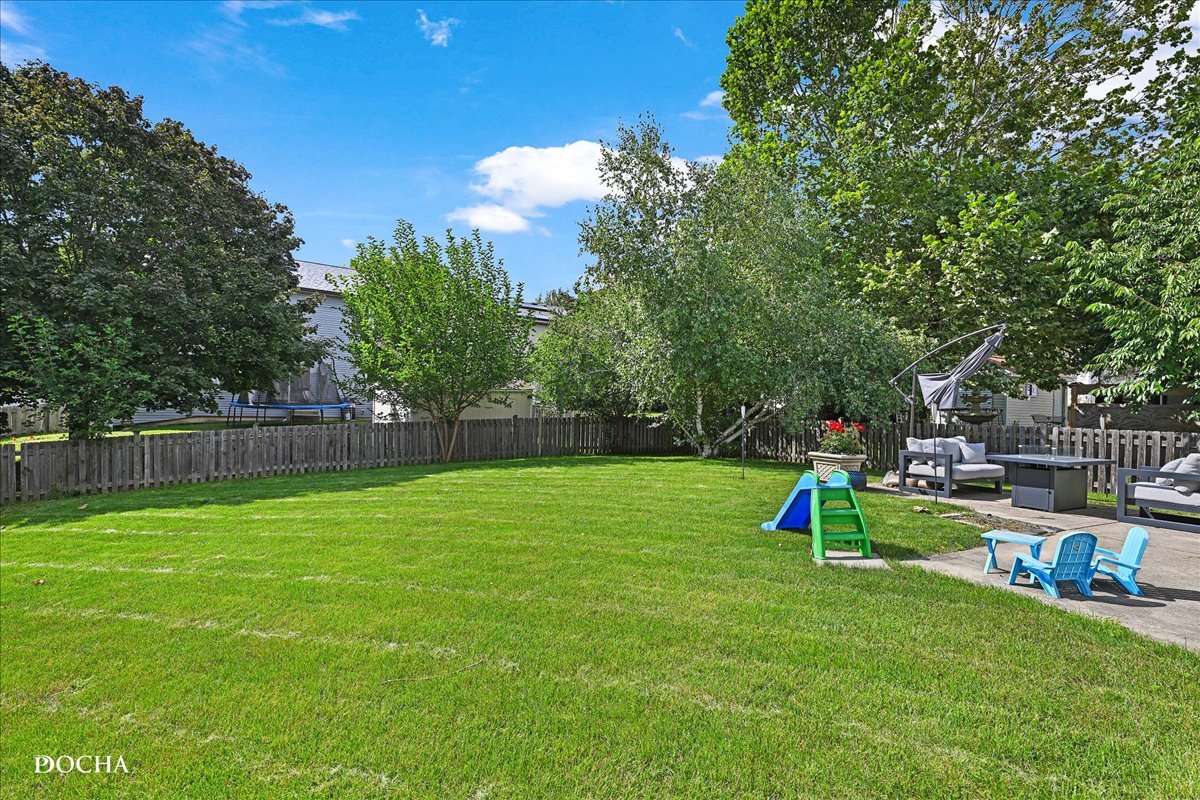 1757 Stonegate Drive, Montgomery, IL 60538