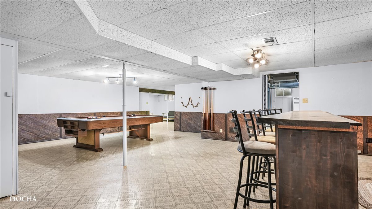 1330 Winona Avenue, Aurora, IL 60506