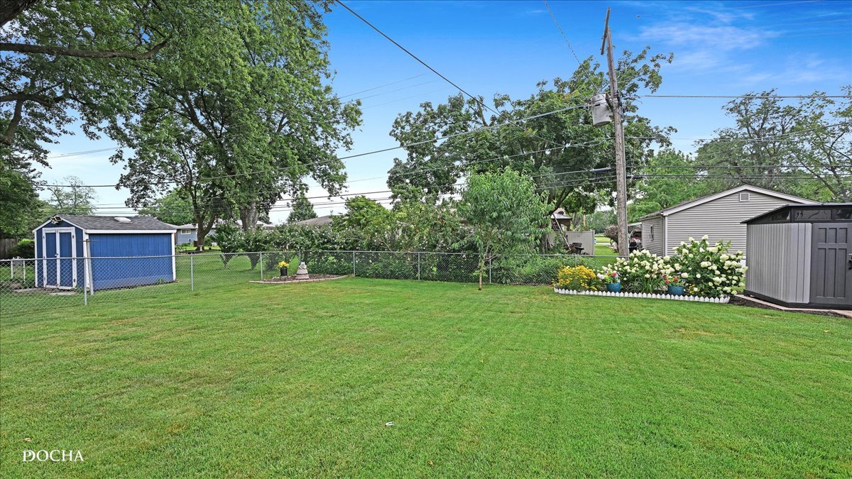1330 Winona Avenue, Aurora, IL 60506