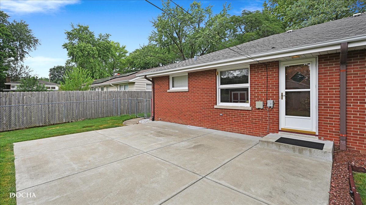 1330 Winona Avenue, Aurora, IL 60506