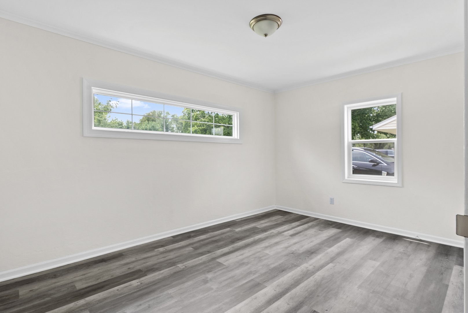 2104 Chestnut Avenue, Sterling, IL 61081