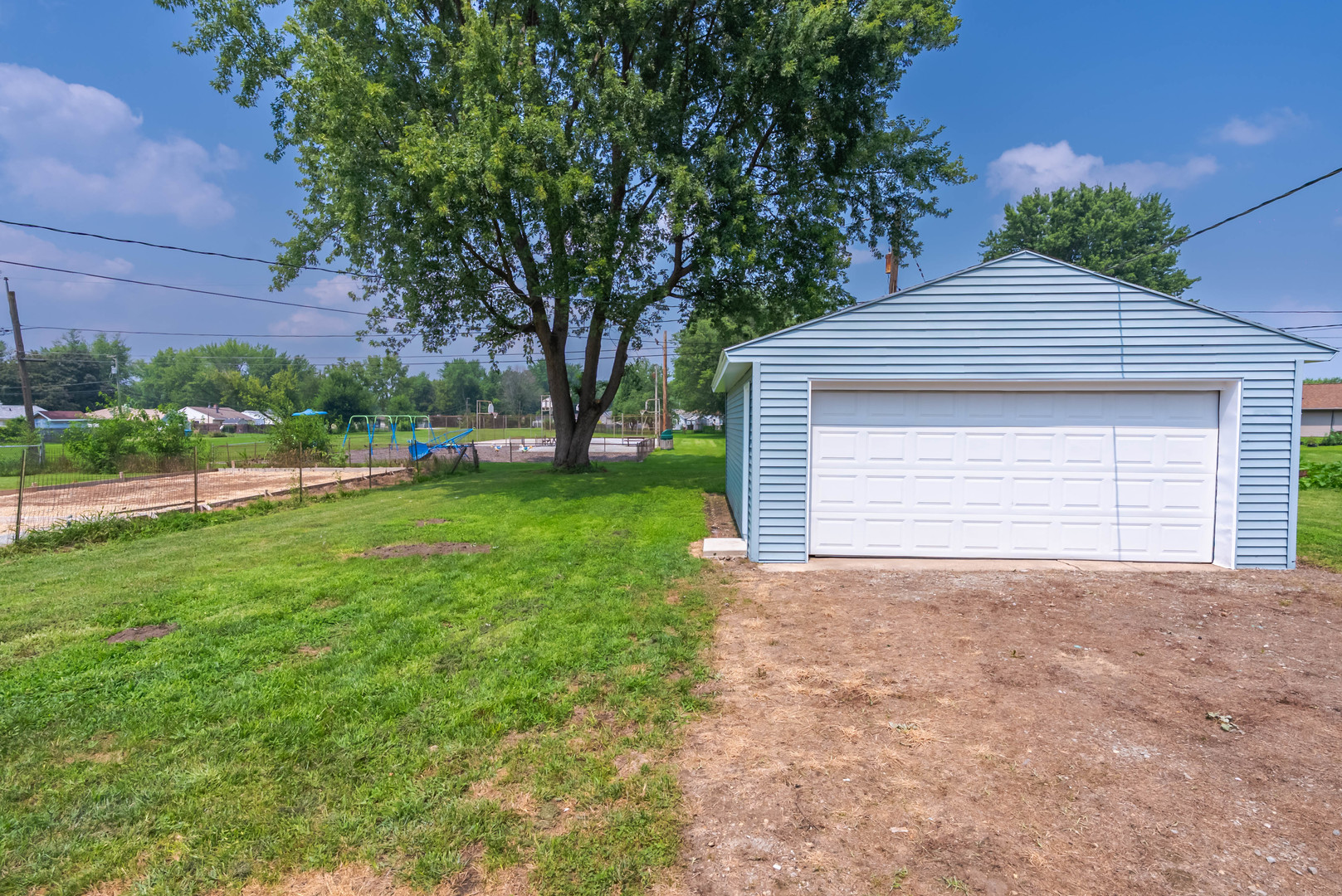 2104 Chestnut Avenue, Sterling, IL 61081