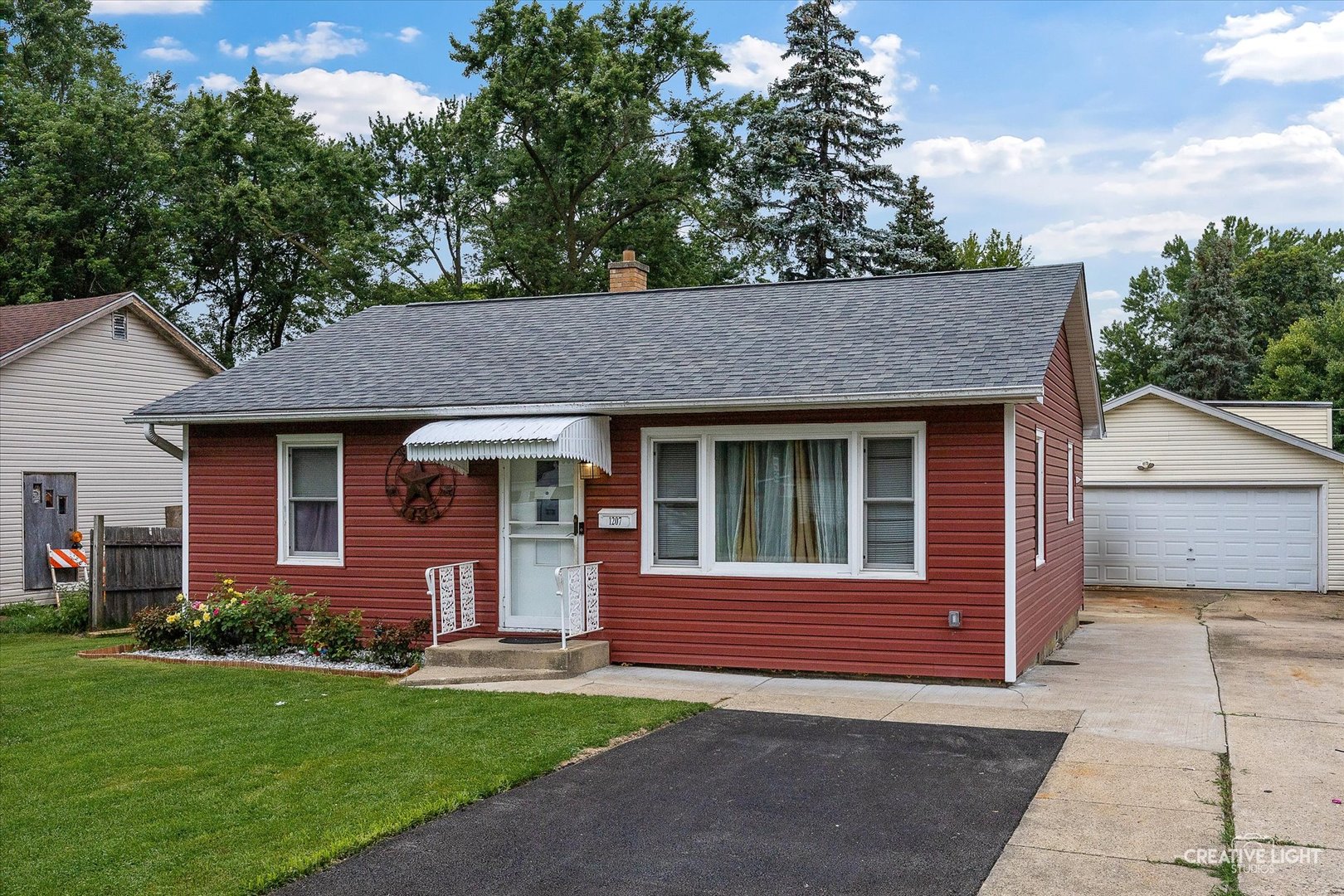 1207 Sundown Drive, Aurora, IL 60506