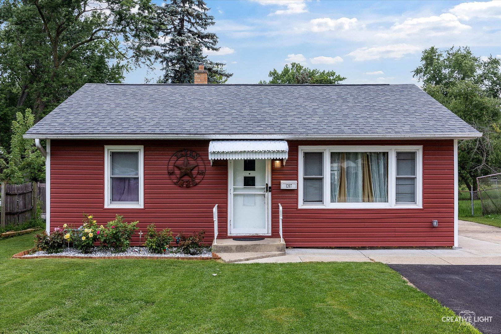 1207 Sundown Drive, Aurora, IL 60506