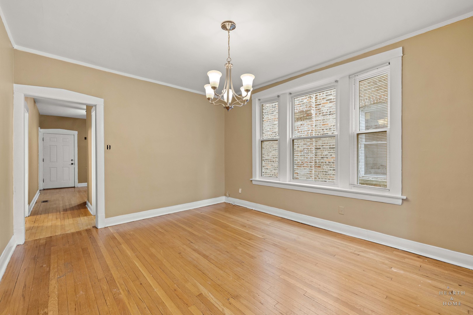 1935 Harvey Avenue, Berwyn, IL 60402