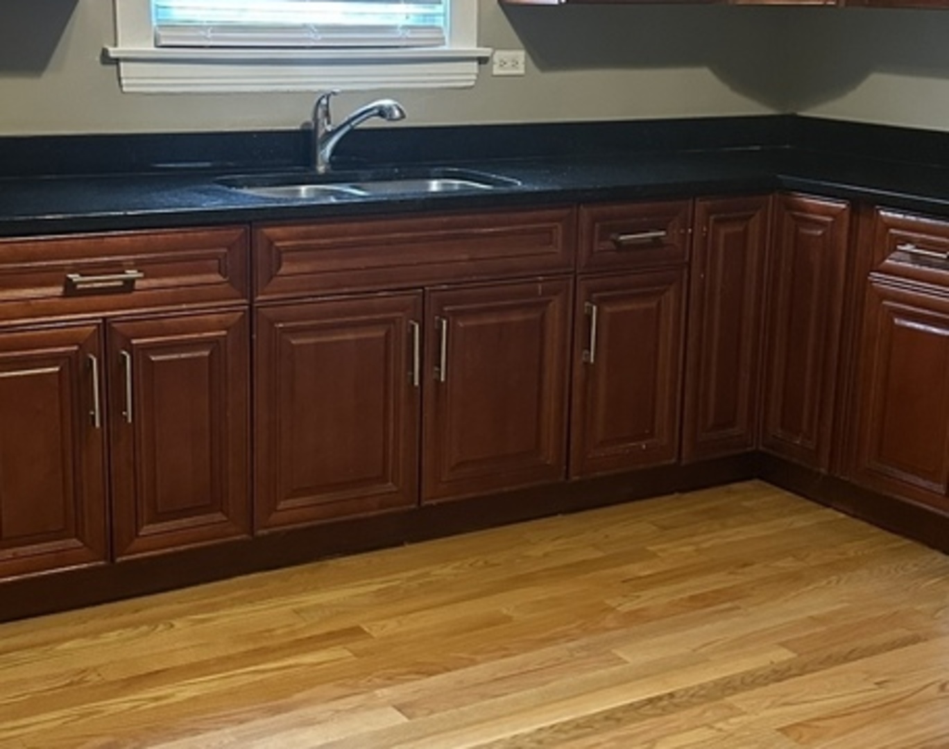 1935 Harvey Avenue, Berwyn, IL 60402