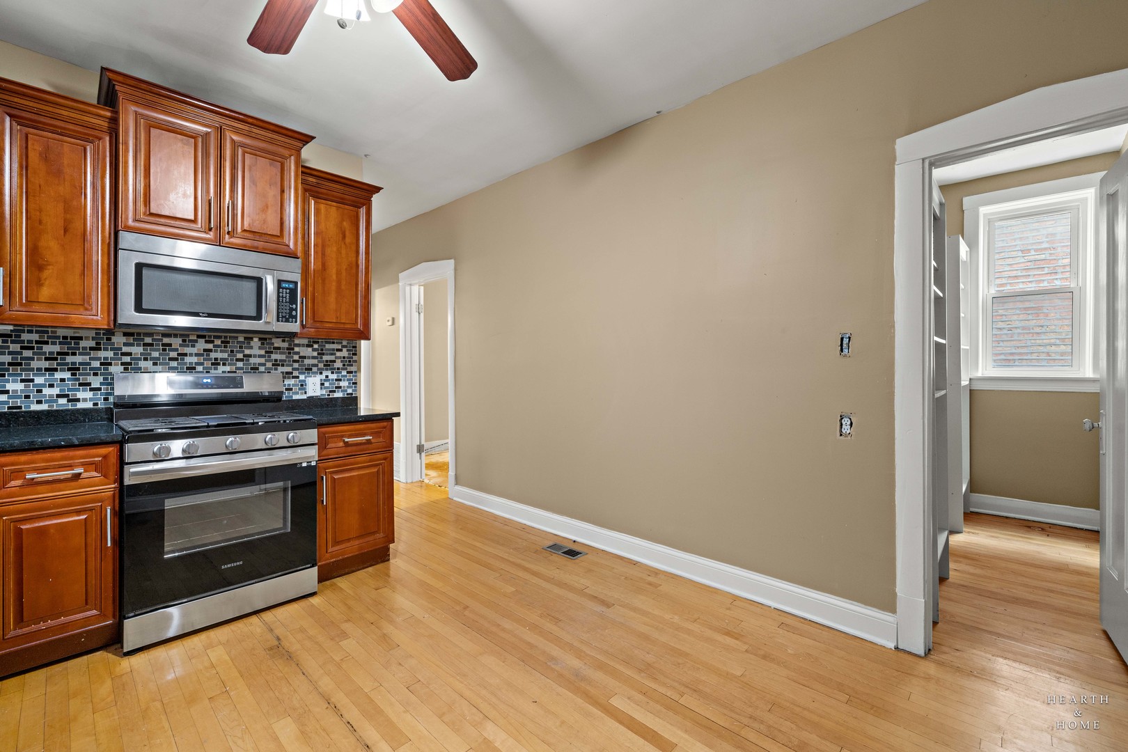 1935 Harvey Avenue, Berwyn, IL 60402