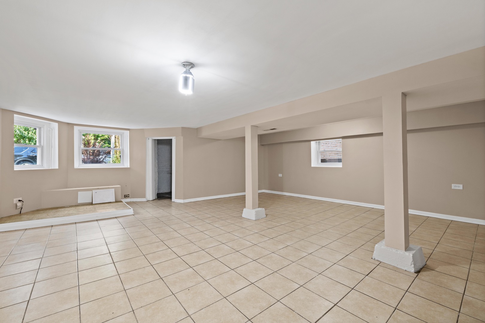 1935 Harvey Avenue, Berwyn, IL 60402