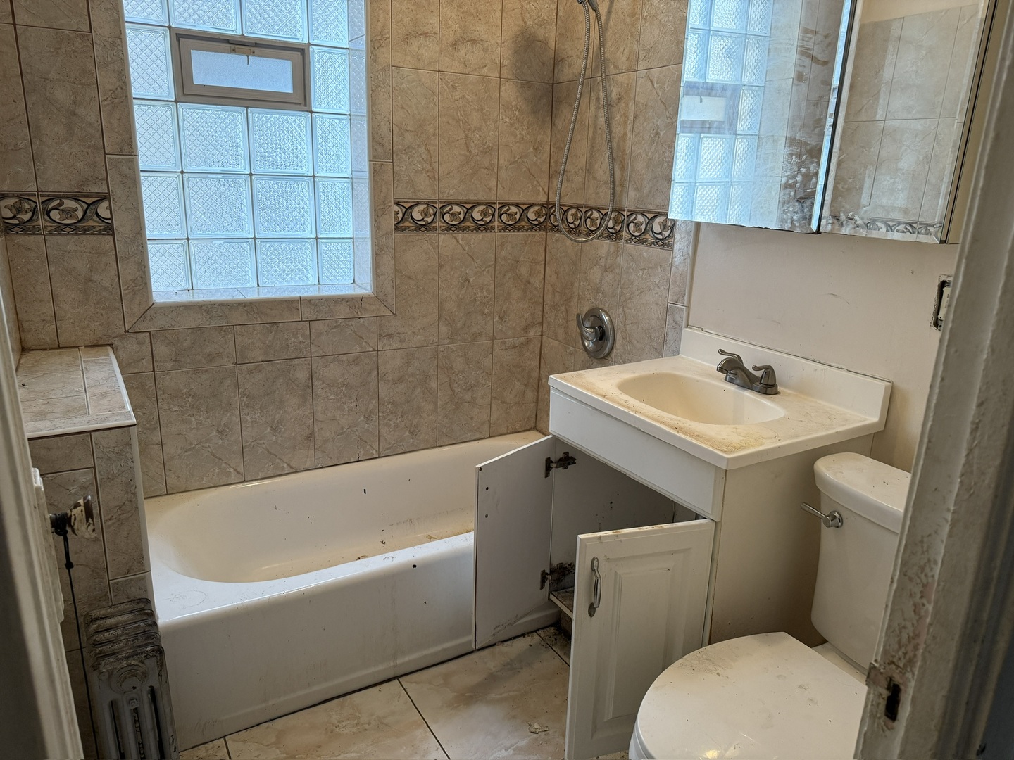 7148 S Eberhart Avenue, Chicago, IL 60619