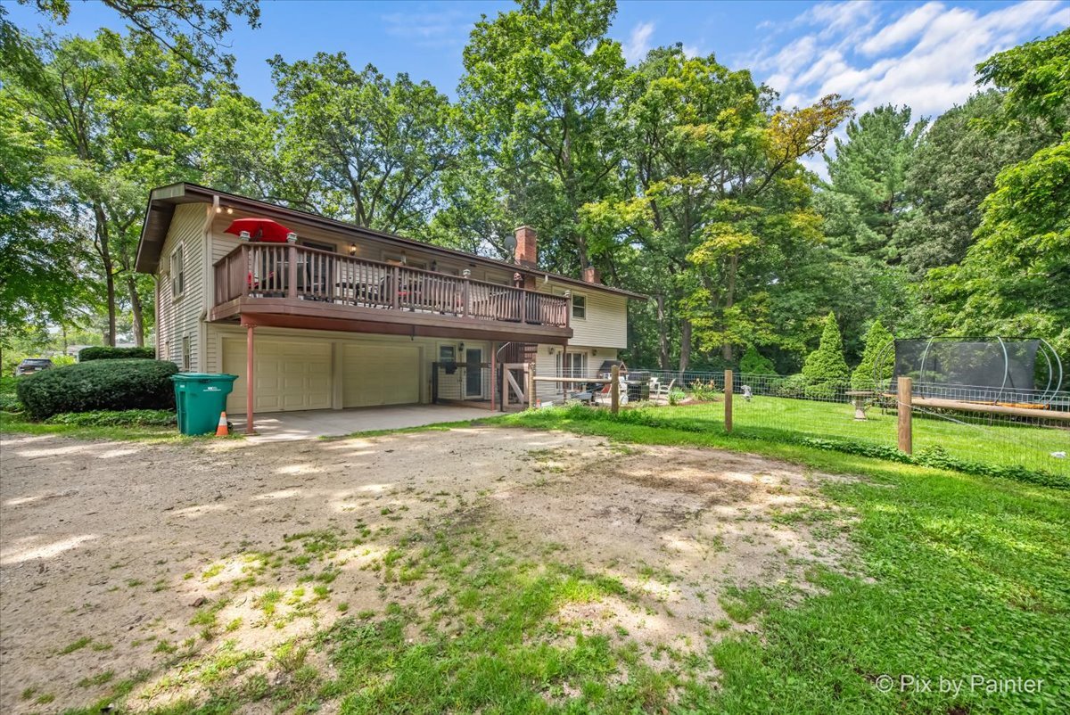 13N415 Burlington Road, Hampshire, IL 60140