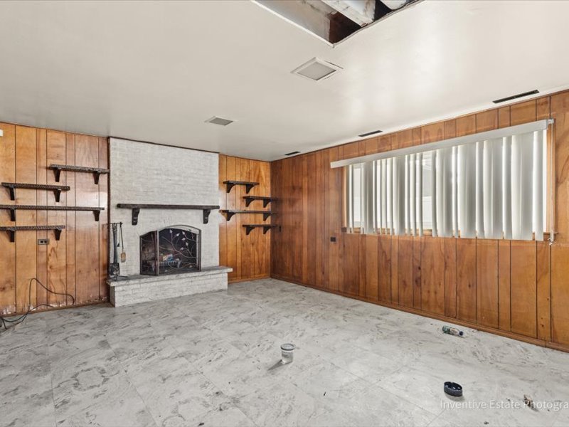 1320 E 169th Place, South Holland, IL 60473