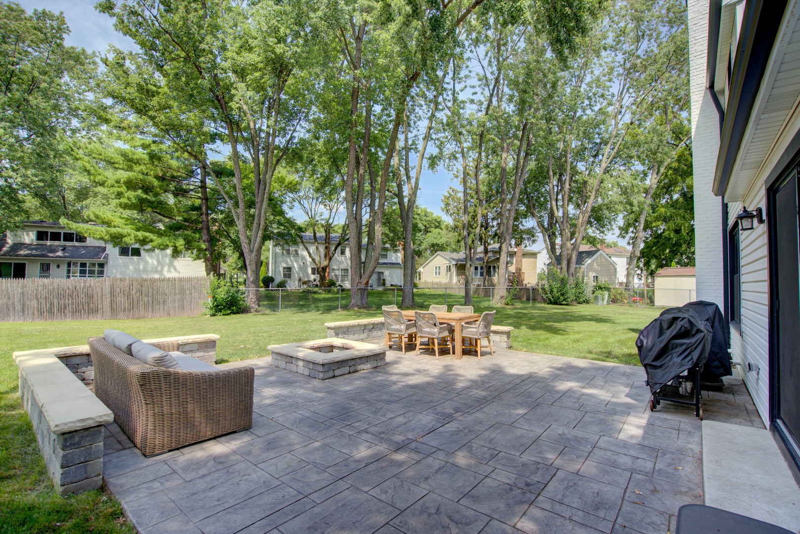 1344 Fir Court, Naperville, IL 60540